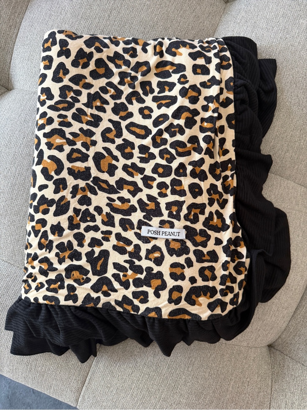 Posh Peanut Lana Leopard Luxe Patoo (HTF!)